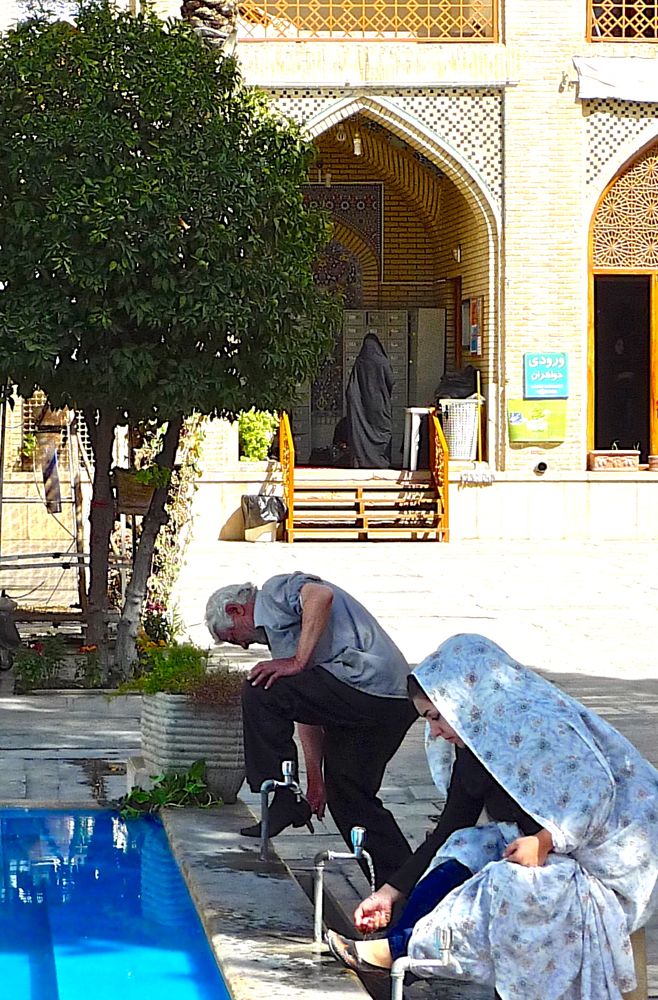 shiraz mosquée ali ebn-e hamze ablutions rituelles 21.10.13 2